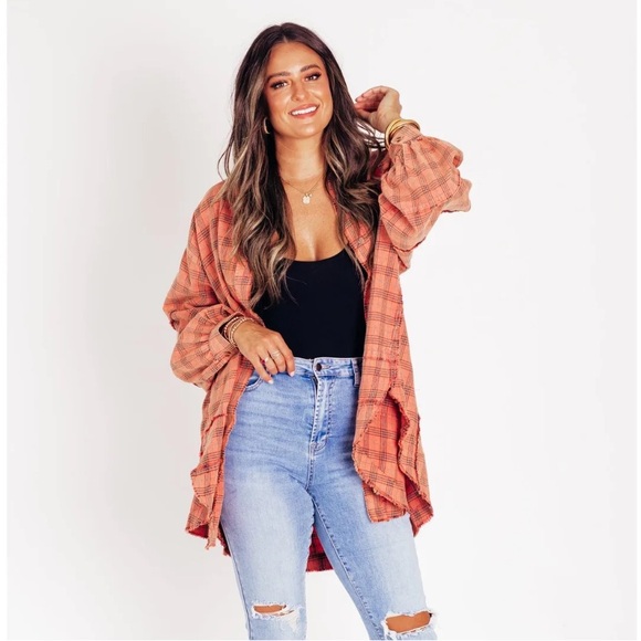 Coral Washed Distressed Flannel NWT - Picture 2 of 8
